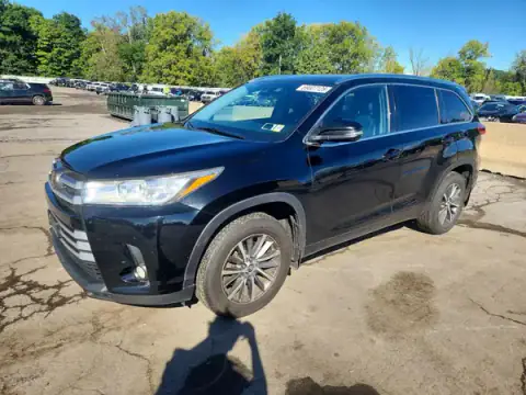 5TDJZRFH2JS538919 — 2018 Toyota Highlander, Мелкие вмятины и царапины (Minor Dent/Scratches), фото до ремонта