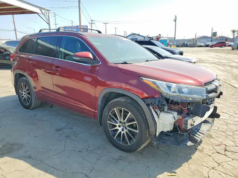 2018 Toyota Highlander VIN 5TDKZRFH7JS540041 фото 4