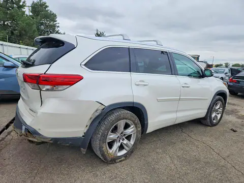 2018 TOYOTA HIGHLANDER VIN 5TDDZRFH6JS866115 фото 3
