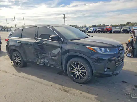 5TDJZRFH6JS540656 — 2018 Toyota Highlander, zdjęcie 4 z Copart 15.10.2026, Bok