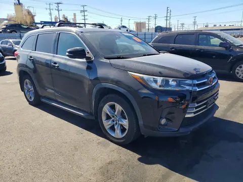 5TDYZRFH6JS287630 — 2018 Toyota Highlander, фото 4 з Copart 19.10.2026, Пожежа салону