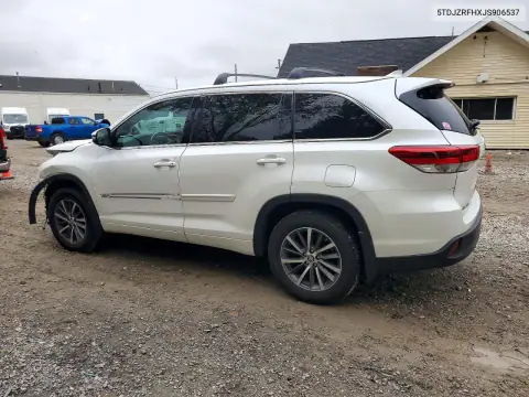 5TDJZRFHXJS906537 — 2018 Toyota Highlander, photo 2 from Copart, Front end