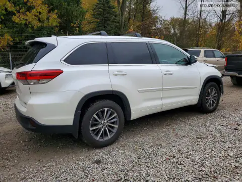 5TDJZRFHXJS906537 — 2018 Toyota Highlander, photo 3 from Copart, Front end