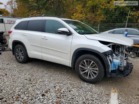 5TDJZRFHXJS906537 — 2018 Toyota Highlander, photo 4 from Copart, Front end