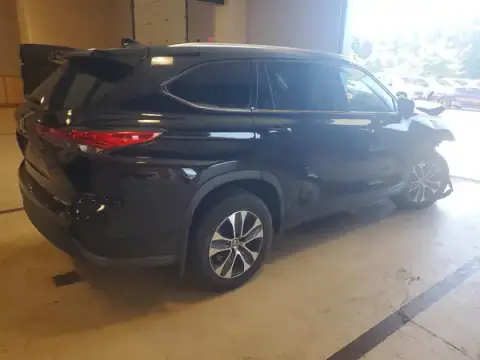 5TDGZRBH9LS033561 — 2020 Toyota Highlander, foto 3 de Copart 22.10.2026, Parte delantera
