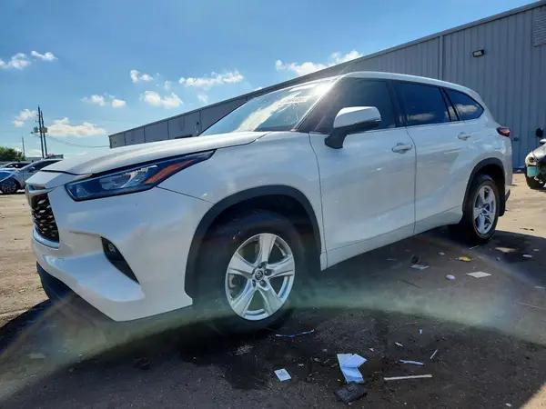 5TDBZRBH6LS514104 Toyota Highlander 2020 — uszkodzenie Bok, zdjęcie przed naprawą