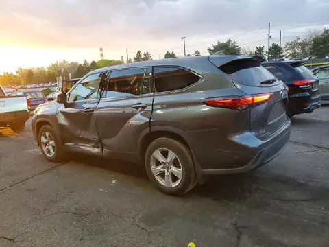 5TDBZRBH1LS515886 — 2020 Toyota Highlander, photo 2 from Copart, Side