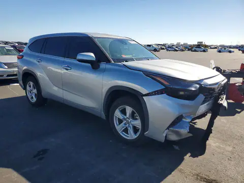 5TDZZRAH0MS081249 — 2021 Toyota Highlander, photo 4 from Copart 14.10.2026, Front end