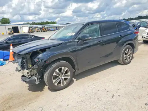 5TDGZRAH3MS516563 — 2021 Toyota Highlander, Front end (Front End), before-repair photos