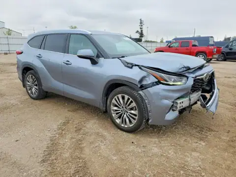 5TDFZRBH5MS158358 — 2021 Toyota Highlander, foto 4 de Copart, Parte delantera
