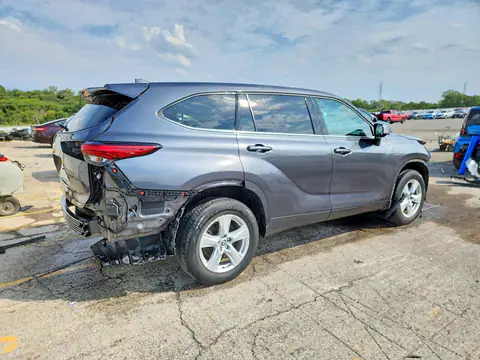5TDBZRBH6MS555477 — 2021 Toyota Highlander, фото 3 с аукциона Copart 14.10.2026, Передняя часть