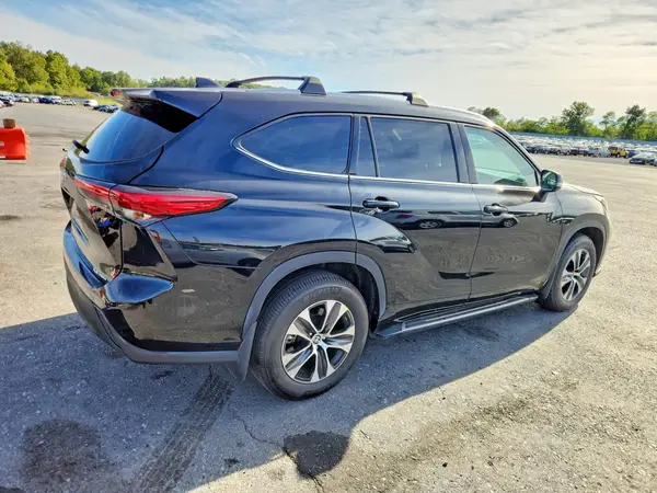 5TDGZRBH5MS142293 — 2021 Toyota Highlander, photo 3 from Copart, Minor dents and scratches