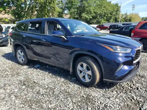5TDCZRBH0MS553146 — 2021 Toyota Highlander, zdjęcie 4 z Copart, Tył