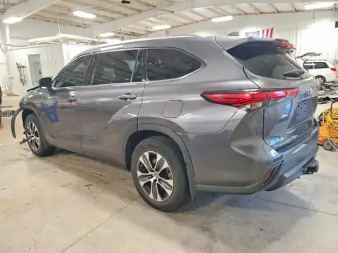 5TDGZRBH0MS148860 — 2021 Toyota Highlander, zdjęcie 2 z Copart 30.09.2026, Przód