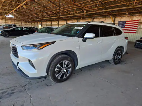 5TDHZRAH7MS043769 — 2021 Toyota Highlander, Parte trasera (Rear End), fotos antes de reparar