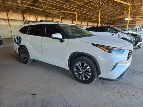 5TDHZRAH7MS043769 — 2021 Toyota Highlander, photo 4 from Copart 28.10.2026, Rear end