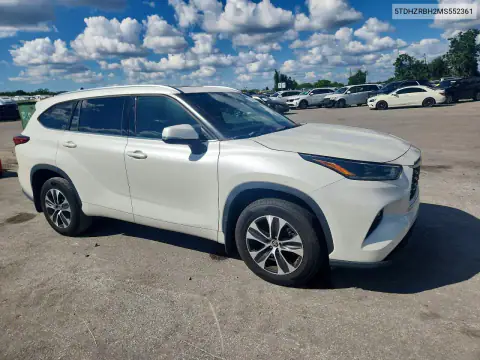 5TDHZRBH2MS552361 — 2021 Toyota Highlander, zdjęcie 4 z Copart 03.11.2026, Drobne wgniecenia i rysy