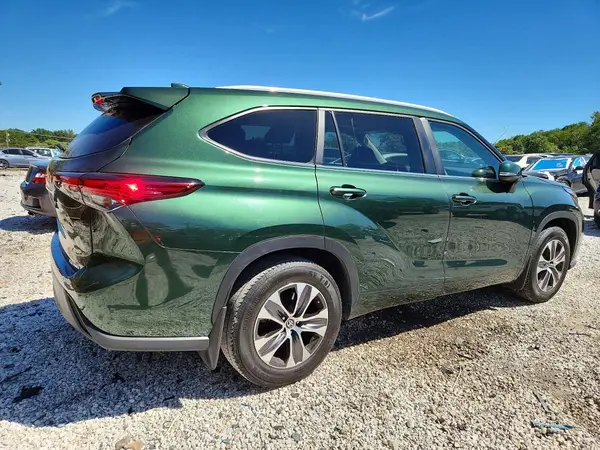 5TDKDRBH3PS505543 — 2023 Toyota Highlander, фото 3 с аукциона Copart 13.10.2026, Мелкие вмятины и царапины