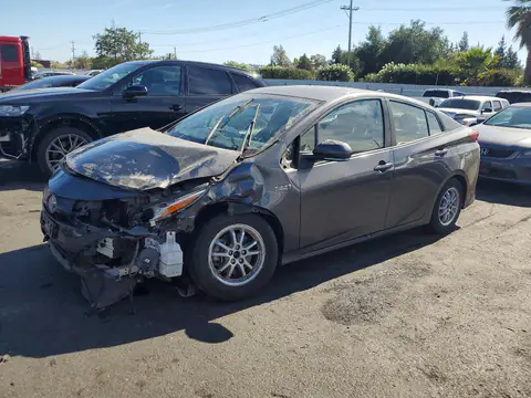 JTDKAMFPXM3165575 — 2021 Toyota Prius Prime, Front end (Front End), before-repair photos