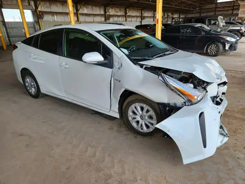 JTDKAMFU1M3127528 — 2021 Toyota Prius, photo 4 from Copart 14.10.2026, Front end