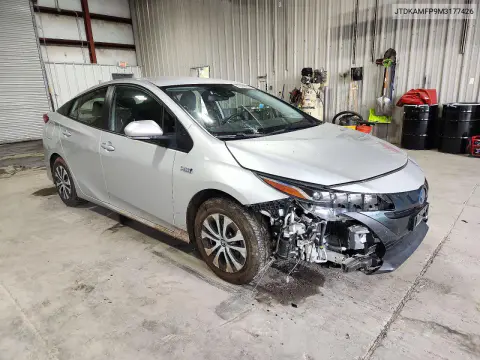 2021 Toyota Prius Prime Le VIN JTDKAMFP9M3177426 фото 4