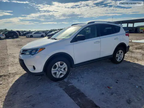 JTMZFREV9D5007357 — 2013 Toyota RAV4, Minor dents and scratches, before-repair photos