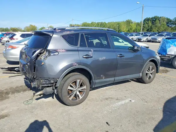 JTMRFREV4GD193206 — 2016 Toyota RAV4, zdjęcie 3 z Copart 19.10.2026, Tył