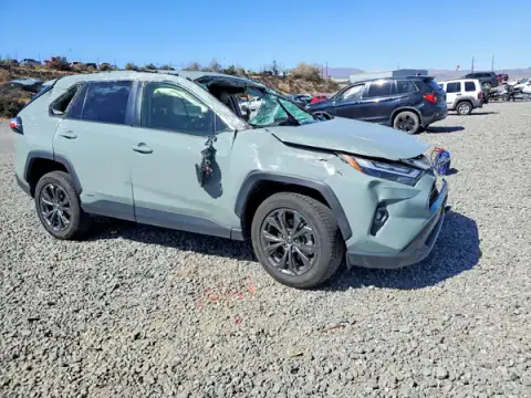 JTMB6RFV6PD109189 — 2017 Toyota RAV4, zdjęcie 4 z Copart, Dachowanie