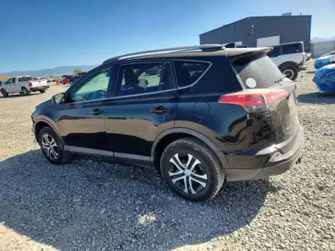 2T3ZFREV7HW377480 — 2017 Toyota RAV4, фото 2 з Copart 29.09.2026, Передня частина