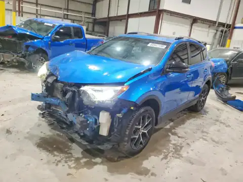 JTMJFREV4HJ153336 — 2017 Toyota RAV4, Przód (Front End), zdjęć przed naprawą