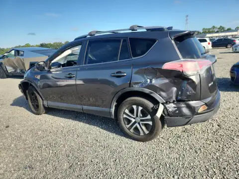 JTMZFREV2HJ128597 — 2017 Toyota RAV4, ფოტო 2, Copart 29.09.2026, წინა ნაწილი