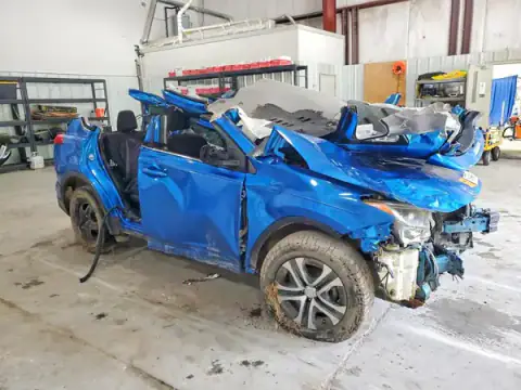 JTMBFREV0HJ171501 — 2017 Toyota RAV4, ფოტო 4, Copart 22.10.2026, გადაბრუნება