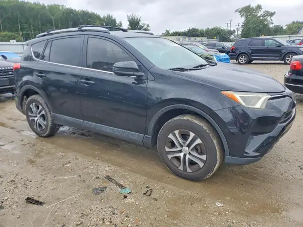 2T3ZFREV8HW337733 — 2017 Toyota RAV4, photo 4 from Copart 06.10.2026, Rear end