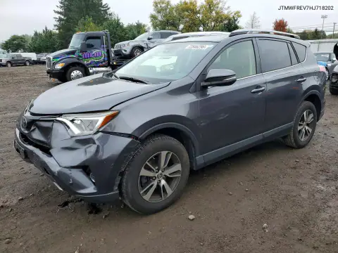 JTMWFREV7HJ718202 — 2017 Toyota RAV4, წინა ნაწილი, ფოტოები შეკეთებამდე