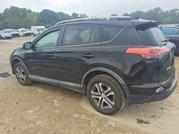 2T3ZFREV2JW415784 — 2018 Toyota RAV4, фото 2 с аукциона Copart 29.09.2026, Мелкие вмятины и царапины