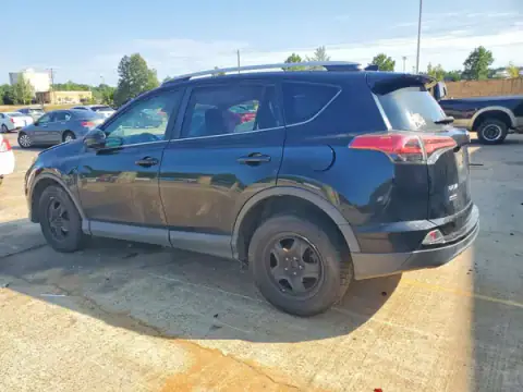 2T3ZFREV0JW508951 — 2018 Toyota RAV4, foto 2 de Copart, Parte delantera
