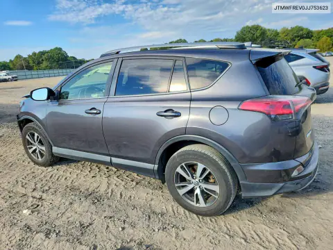 JTMWFREV0JJ753623 — 2018 Toyota RAV4, фото 2 с аукциона Copart, Передняя часть