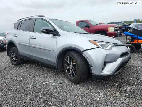 2T3JFREV4JW710611 — 2018 Toyota RAV4, фото 4 з Copart, Передня частина
