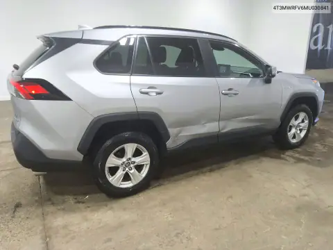 4T3MWRFV6MU030841 — 2021 Toyota RAV4, zdjęcie 3 z Copart 27.10.2026, Bok
