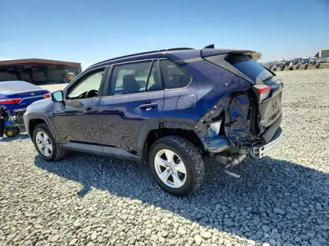 2T3W1RFV7MW126128 — 2021 Toyota RAV4, photo 2 from Copart 22.10.2026, Rear end