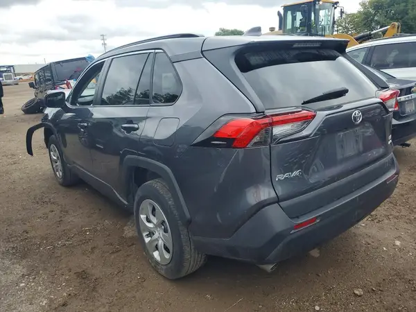 2T3F1RFV3MC203563 — 2021 Toyota RAV4, фото 2 с аукциона Copart 21.10.2026, Передняя часть