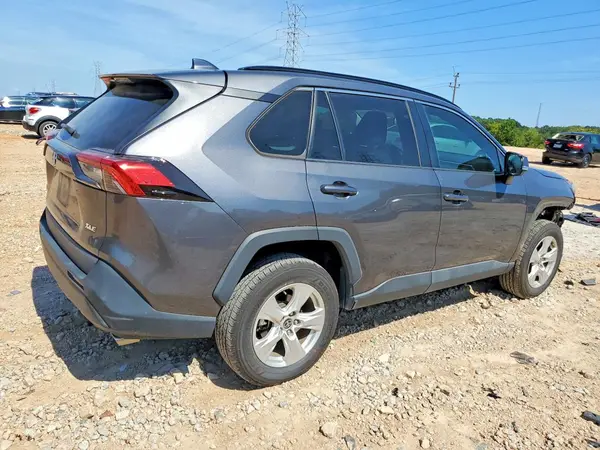 2T3W1RFV0MC155102 — 2021 Toyota RAV4, photo 3 from Copart 19.10.2026, Front end
