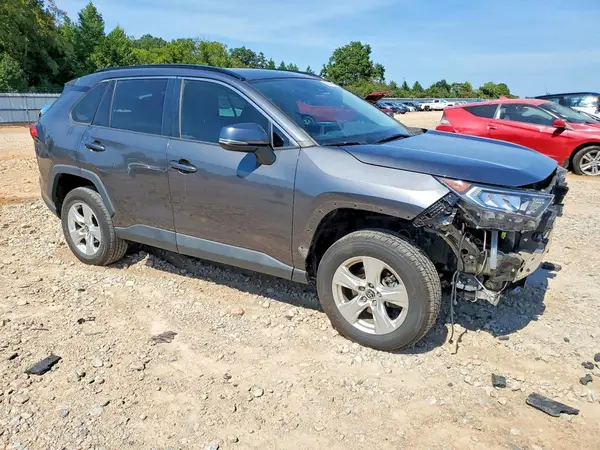 2T3W1RFV0MC155102 — 2021 Toyota RAV4, photo 4 from Copart 19.10.2026, Front end