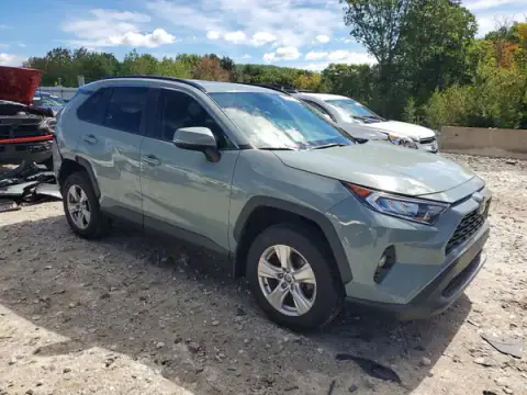 2T3P1RFV6MW176832 — 2021 Toyota RAV4, photo 4 from Copart, Rear end