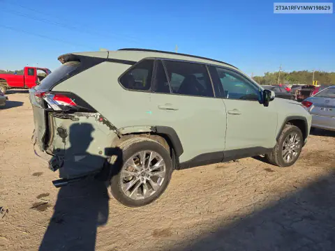 2T3A1RFV1MW198629 — 2021 Toyota RAV4, zdjęcie 3 z Copart, Tył