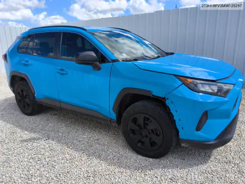 2T3H1RFV2MW125297 — 2021 Toyota RAV4, photo 4 from Copart 20.10.2026, Minor dents and scratches