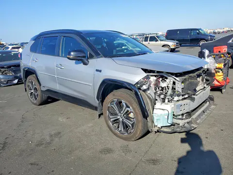 2021 Toyota RAV4 PRIME VIN JTMFB3FV7MD010404 фото 4