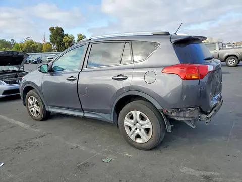 2T3BFREV9EW150496 — 2014 Toyota RAV4, photo 2 from Copart 30.09.2026, Rear end