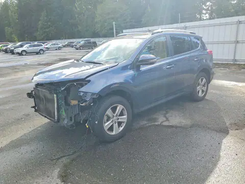 JTMRFREV0ED068975 — 2014 Toyota RAV4, Przód (Front End), zdjęć przed naprawą