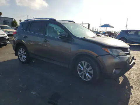 2T3DFREV4FW316935 — 2015 Toyota RAV4, фото 4 з Copart 21.10.2026, Передня частина